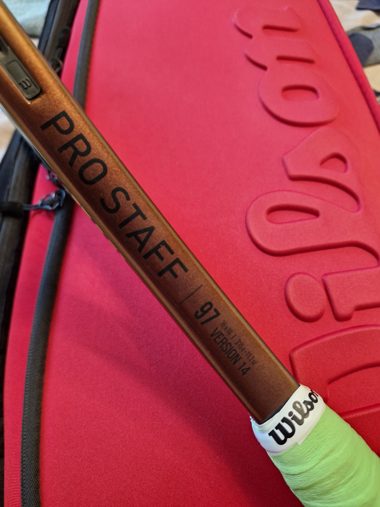 Wilson Pro Staff v14