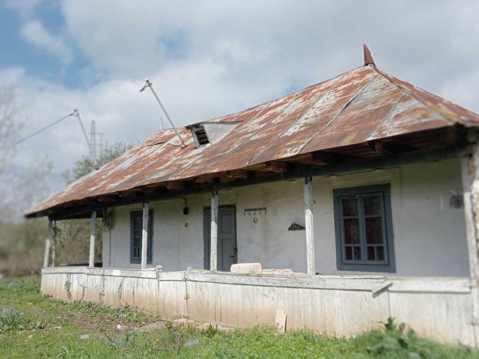 Teren cu utilitati si casa DN1 Ciolpani URGENT