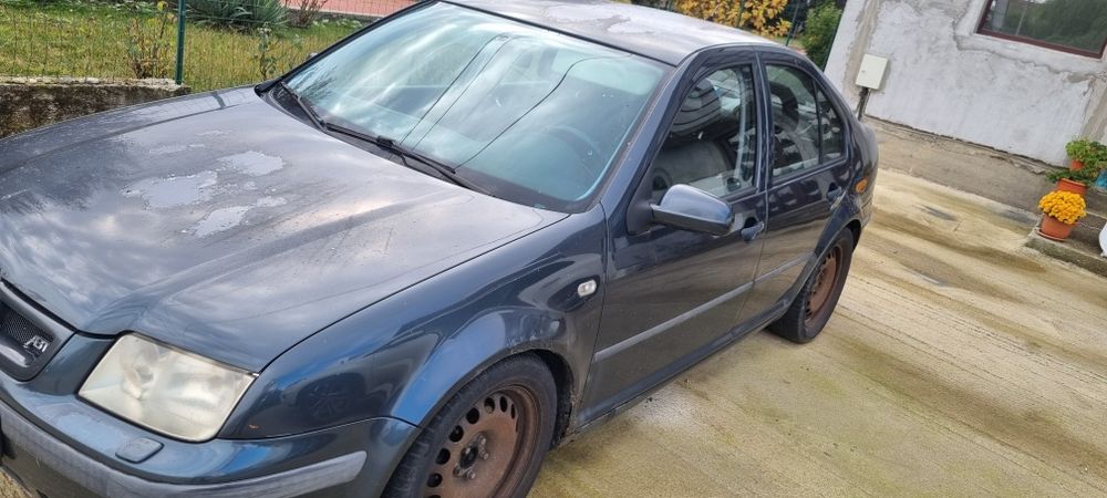 Volkswagen Bora pentru dezmembrări