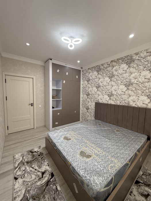 Сдается 1 ком 44 м2  люкс квартира