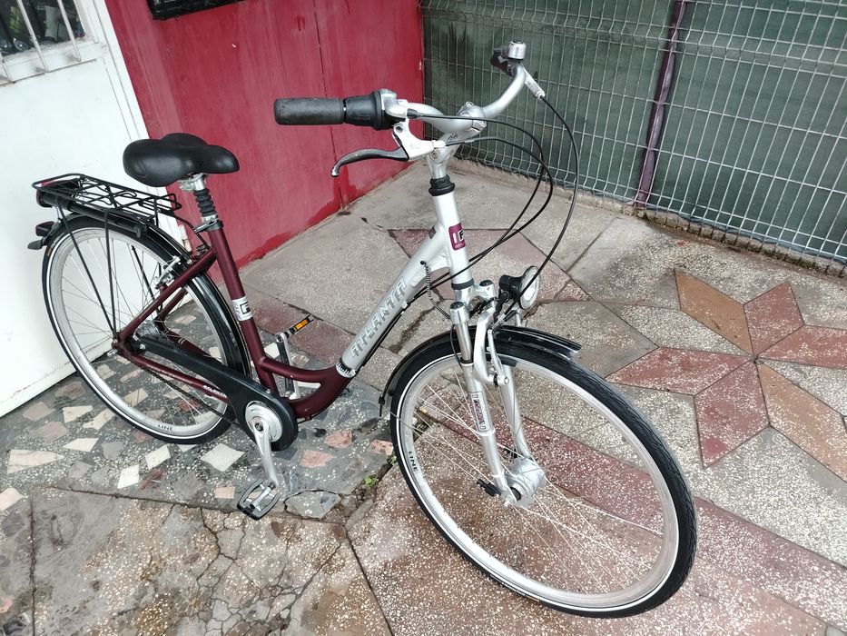 Bicicleta de dama Atlanta de 28