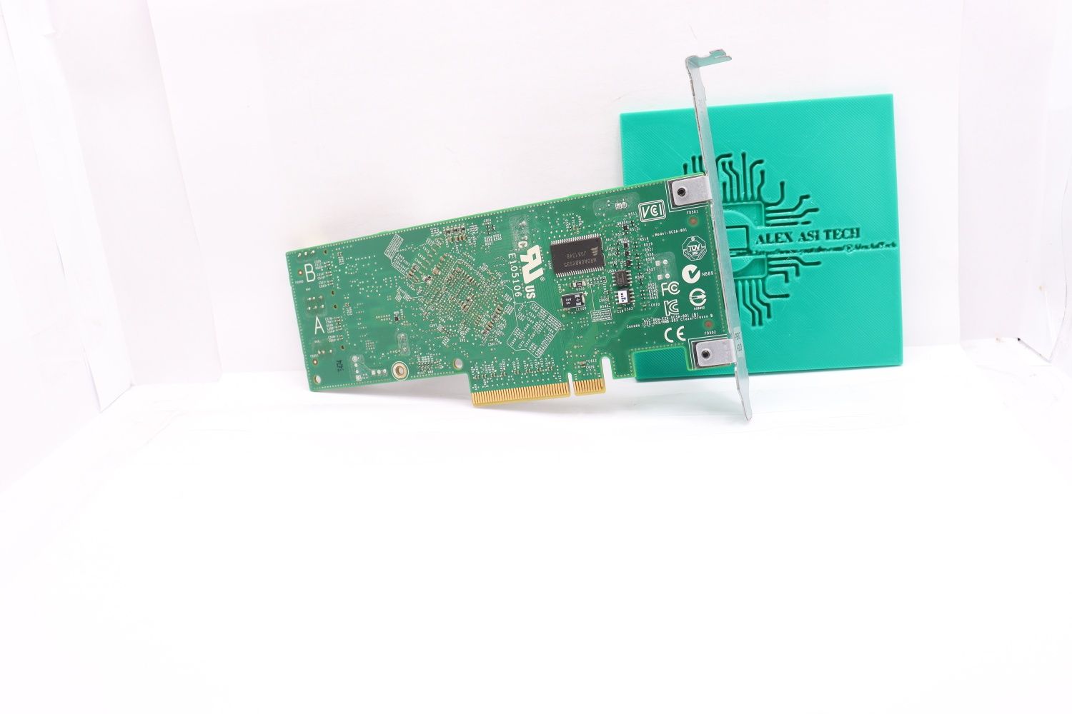 Raid Controller Dell PERC H310 IR 3P0R3 - Echivalent HBA LSI 9211-8i