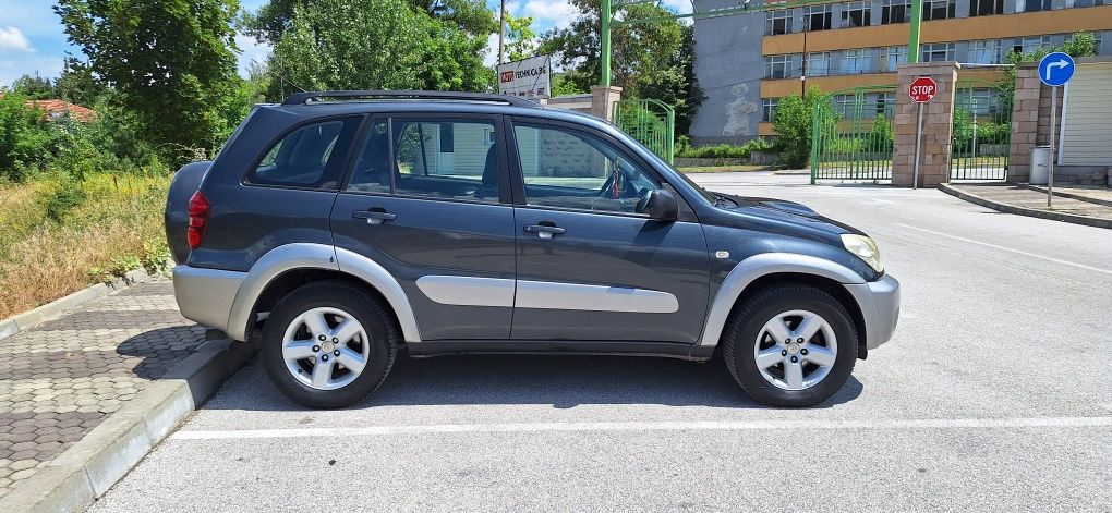 Toyota Rav4-D4D-4X4