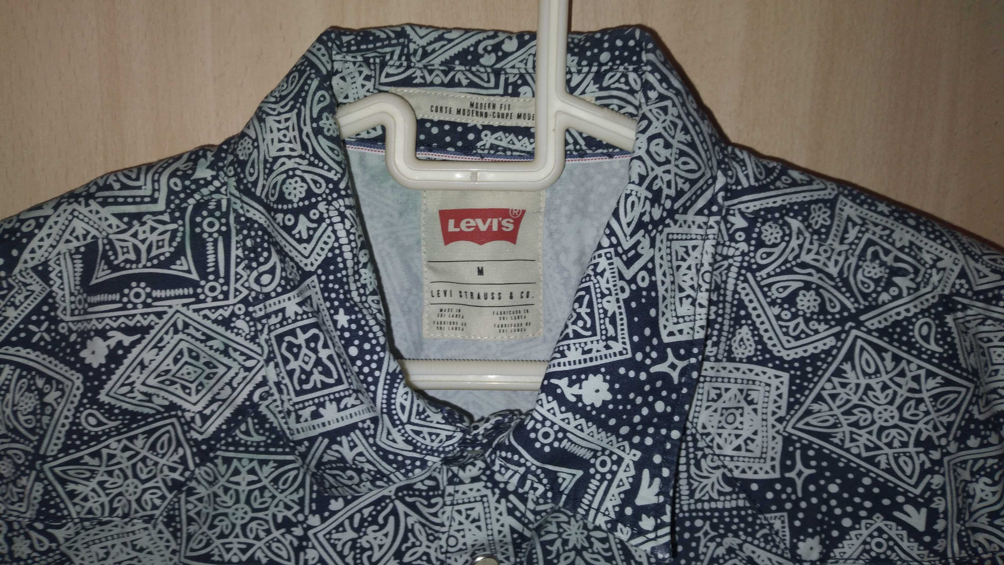 Levi's Short Sleeve Shirt M