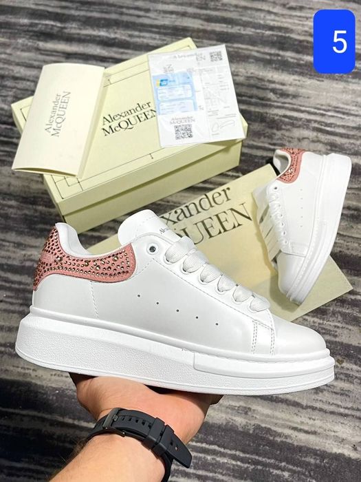 Adidași damă Alexander Mcqueen