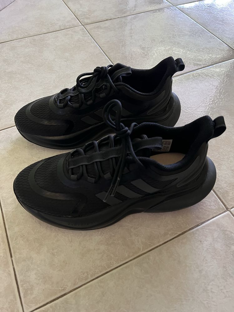 adidas AlphaBounce +