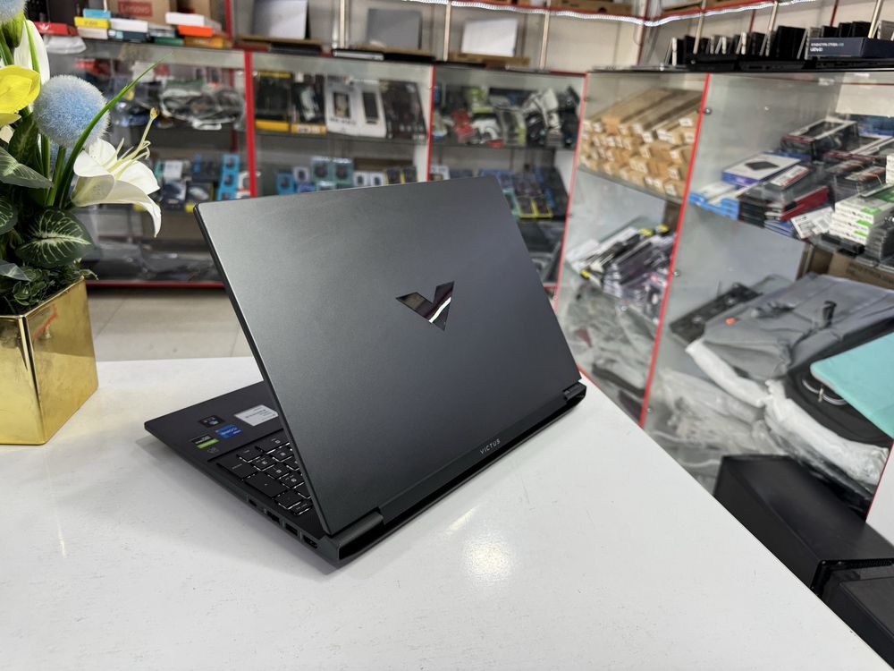 Hp victus core i5-12450H 16/512 ssd GTX1650 4 gb qoshimcha videokarta