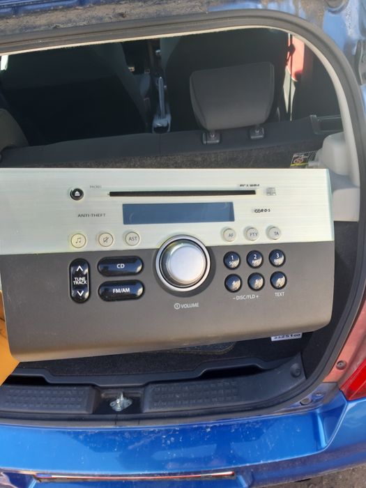 Radio cd player casetofon Suzuki Swift 2004 - 2009