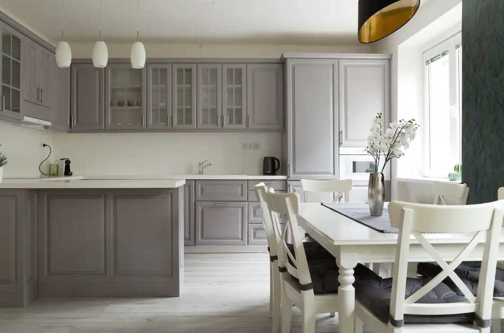 Дава се под наем Тристаен апартамент в Пловдив, Каменица 1 - 82 кв.м за 306 € - Снимка #2