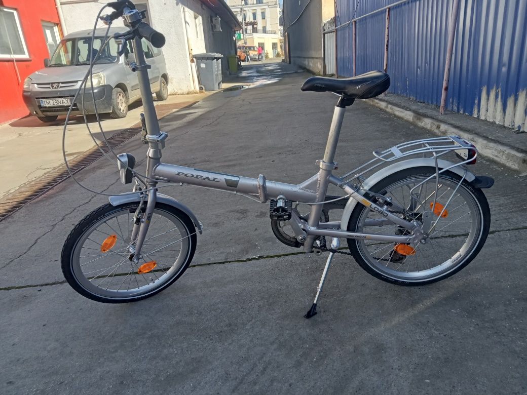 Vând bicicleta pliabila din aluminiu