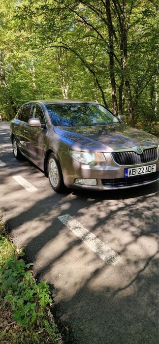 Skoda superb an 2010 automat dsg de 140 cai