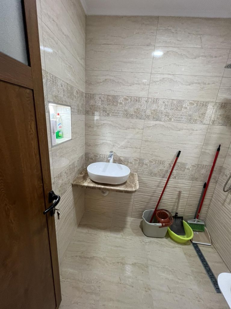 Дава се под наем Двустаен апартамент в Аксаково - 52 кв.м за 433.5 € - Снимка #7