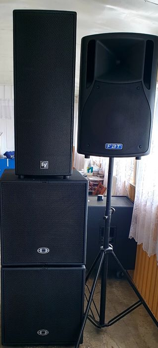 Vând doi basi dynacord originali V 17 pwh