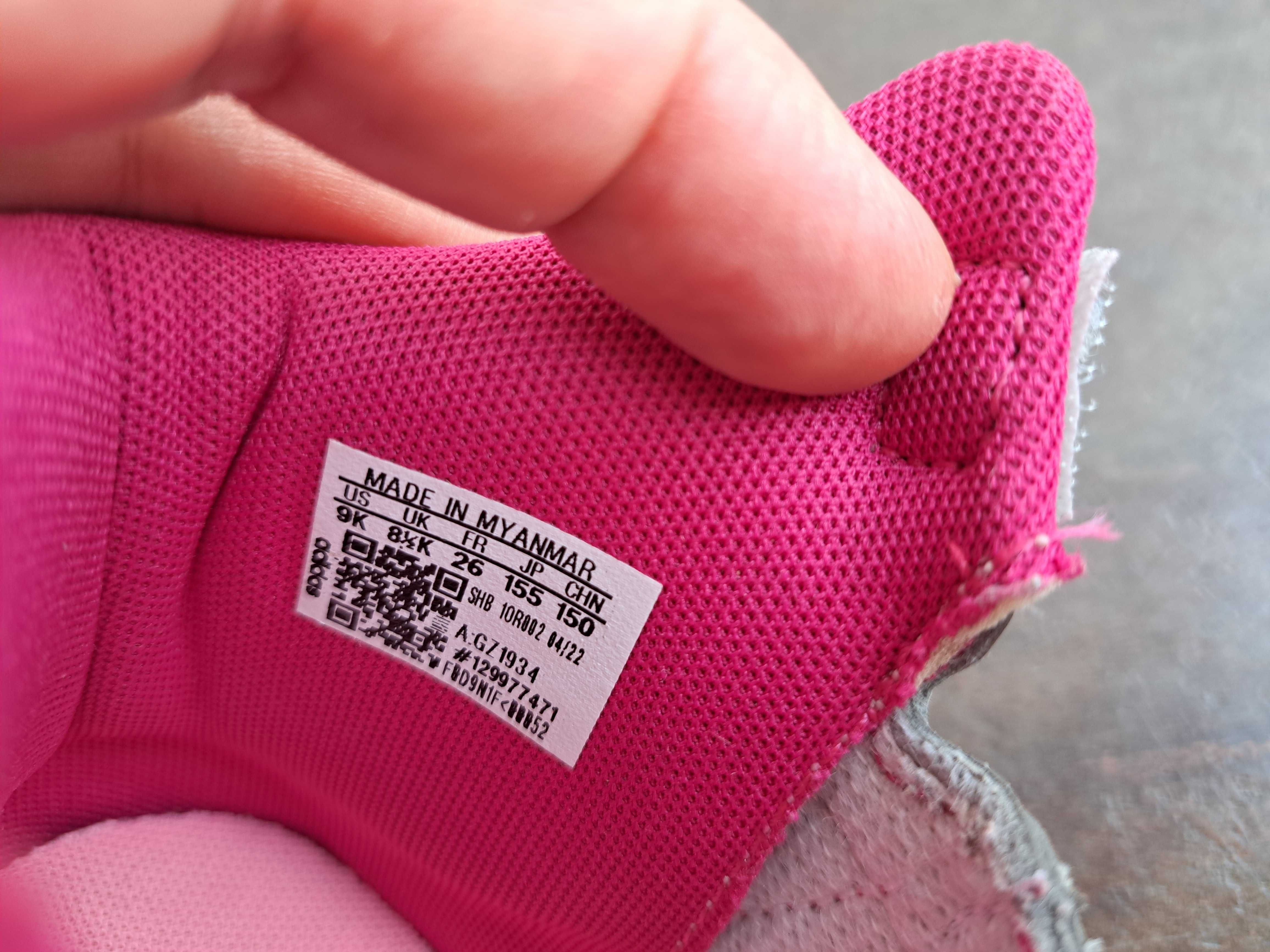 детски маратонки за момиче,кецове,спортни обувки,Adidas,номер26,адидас