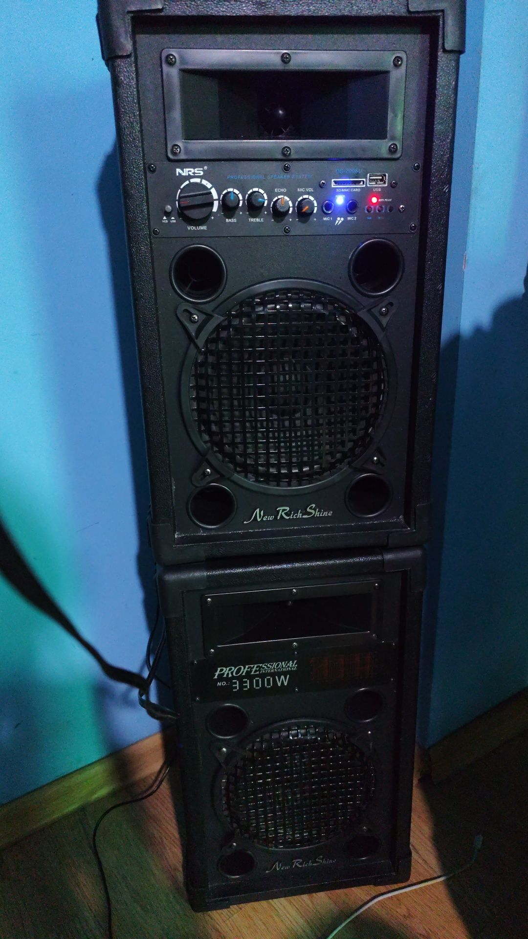 Vând boxe NRS profesional speaker sistem DS-2008U