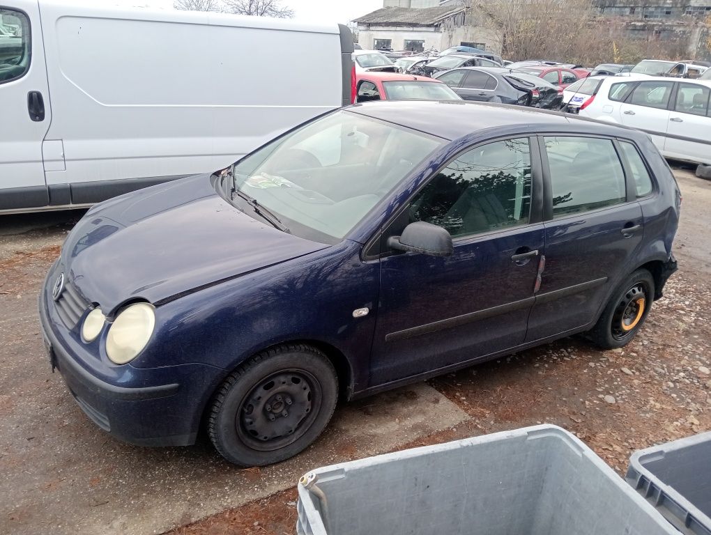 dezmembrez polo 9n 1.2i cod motor AZQ