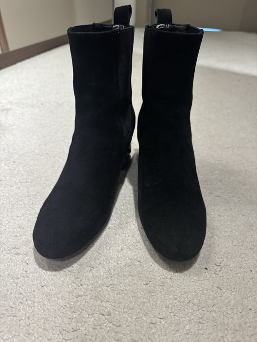 Велурени боти с удобен ток, 38 номер