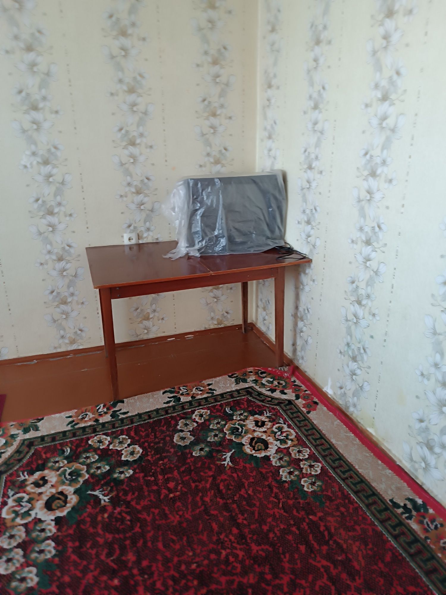 Продаётся 2х ком. квартира на юнусабаде 14