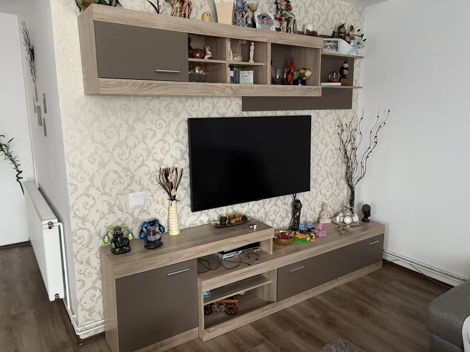 Mobila living stare ca si noua