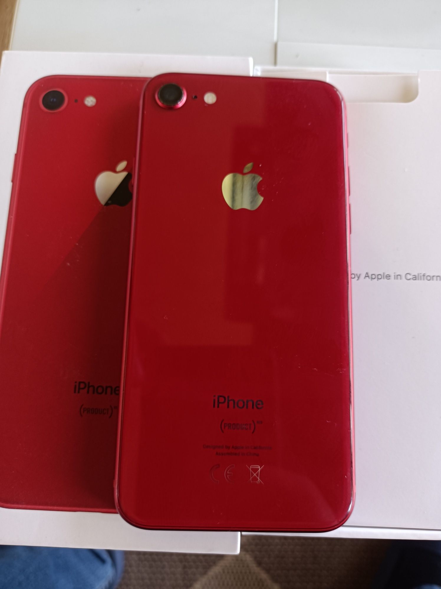 iPhone 8 Red 64 gb