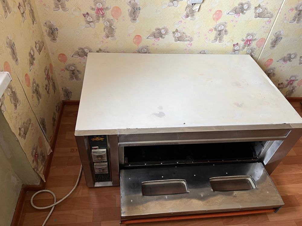 Продам хлебопечку на 22 формы