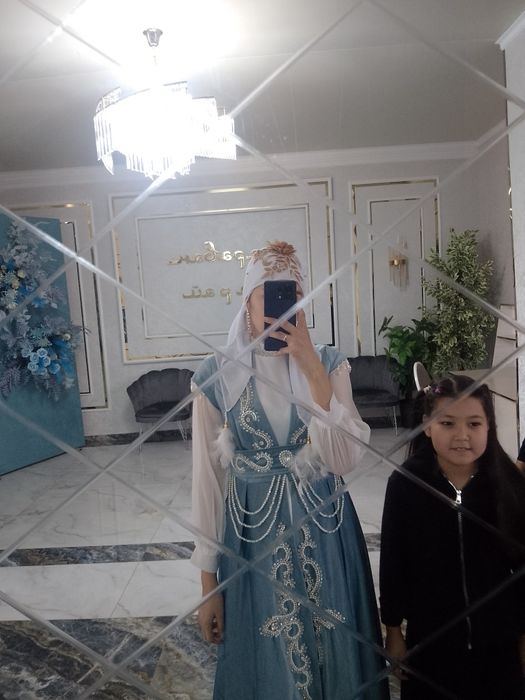 Продам платье новый