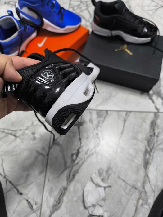 Маратонки Nike air