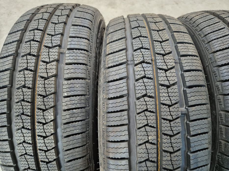 4 anvelope iarna noi Nexen 215 60 16 C