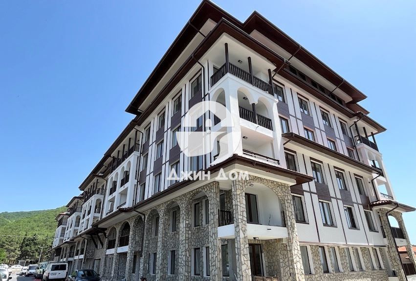 Продава се Четиристаен апартамент в Свети Влас - 145 кв.м за 1559 €/кв.м - Снимка #2