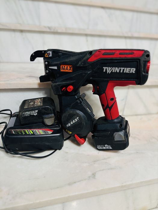 Max RB 443 2025 masina de legat sarma