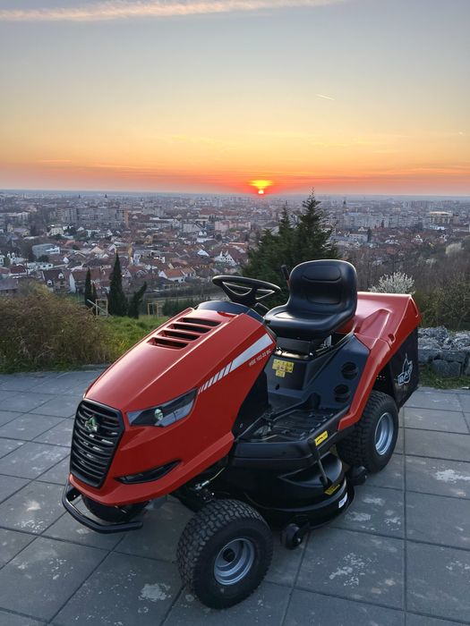 Tractoras de tuns iarba Herkules Profesional Briggs&Stratton V2