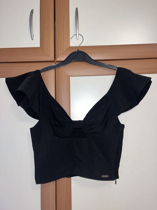 Оригинален топ Guess