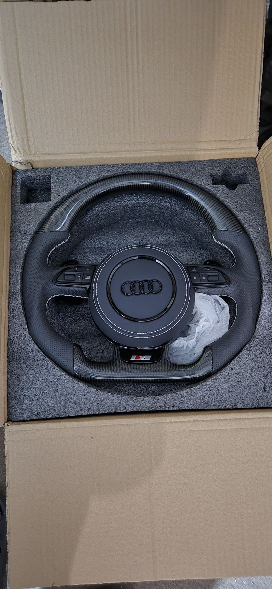Volan nou cu carbon audi A6 C7