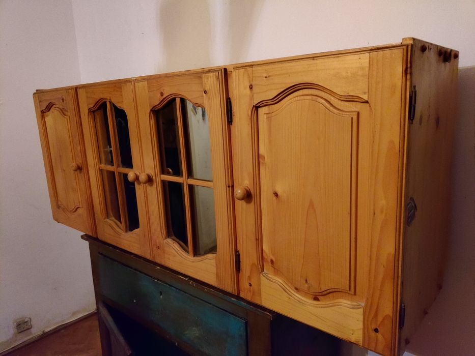 Usi mobilier bucatarie