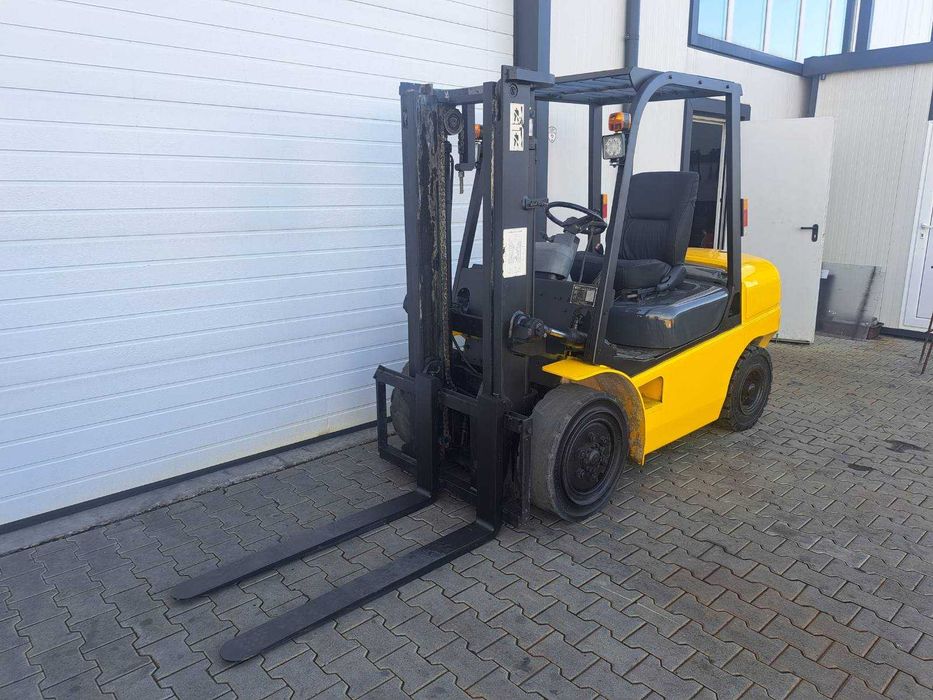 Мотокар Дизел 3.5т - от АБ Сервиз мотокари, газокари, електрокари