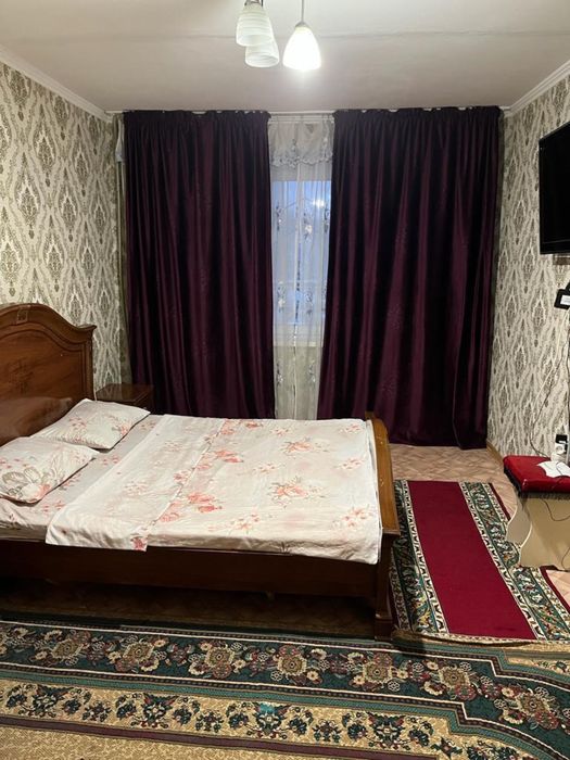 Квартира аренда посуточно и почасовой 18 мкрн 7500