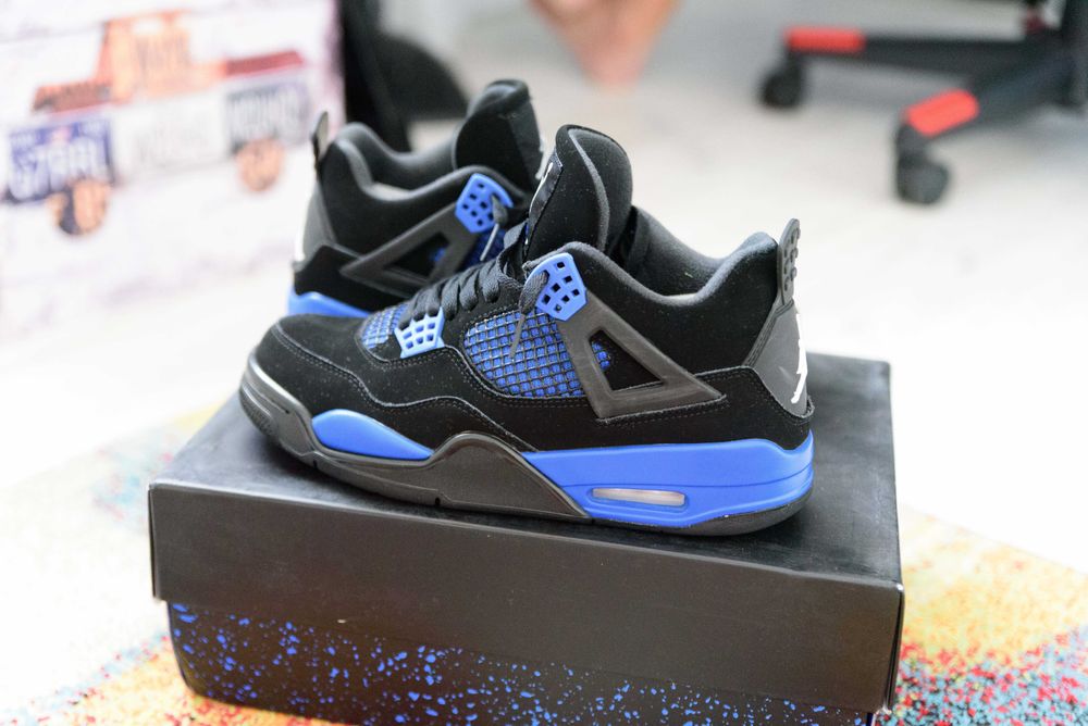 Jordan 4 Blue Thuner
