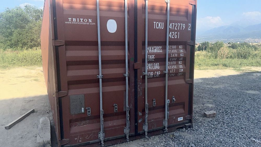 Продам контейнеры 20 и 40 тонные, привозные