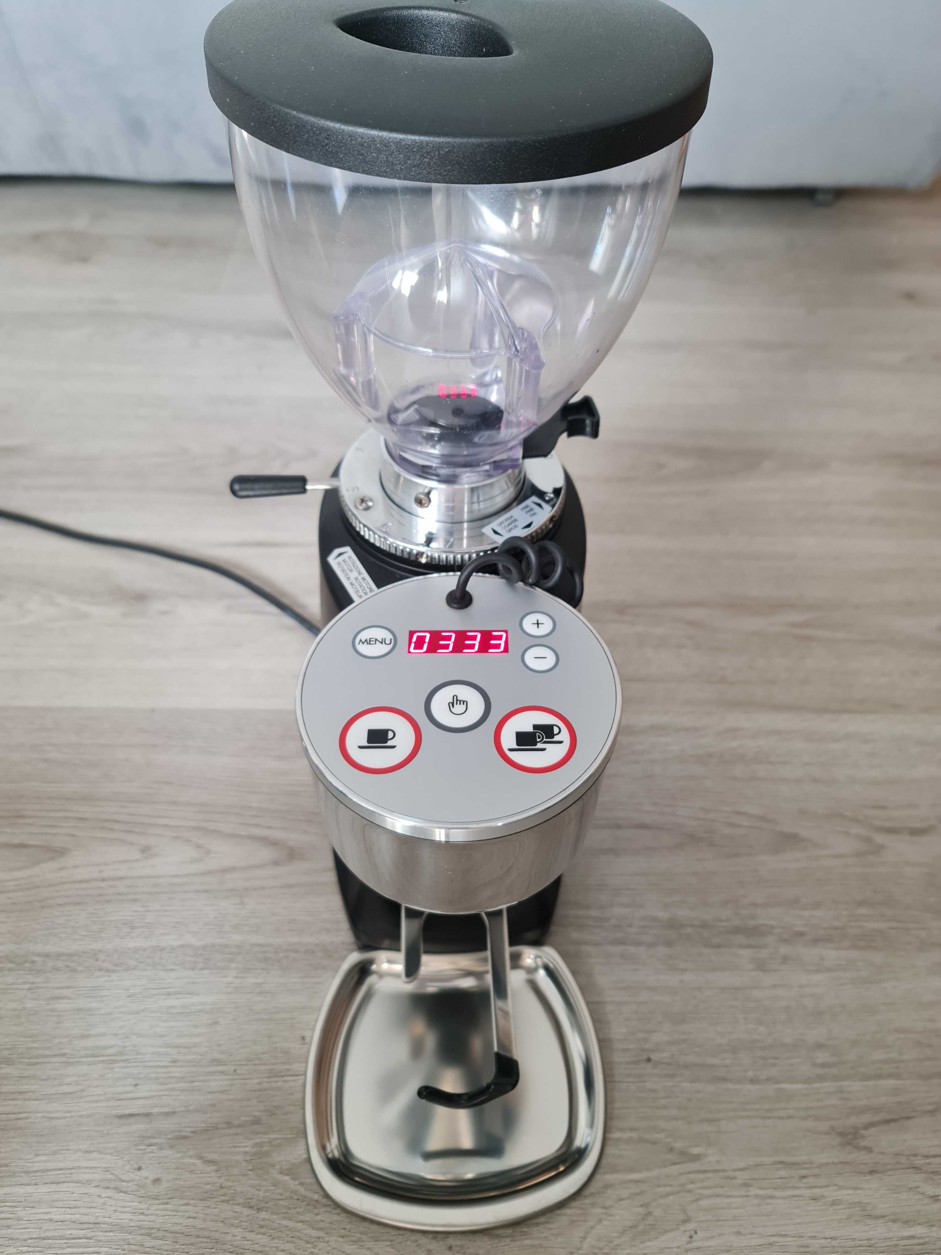 Професионална електронна кафемелачка Mazzer Mini Electronic A