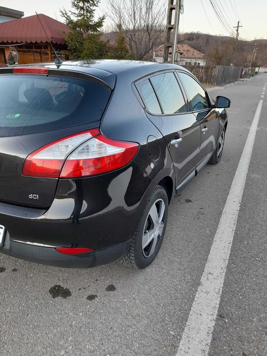 RENAULT MEGANE 3 hatchback 3490 euro neg