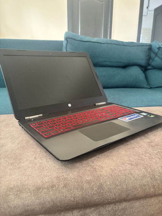 Hp Omen Gaming• Procesor i7-7700HQ• 16gb ram DDR4• placa video 4gb Gtx