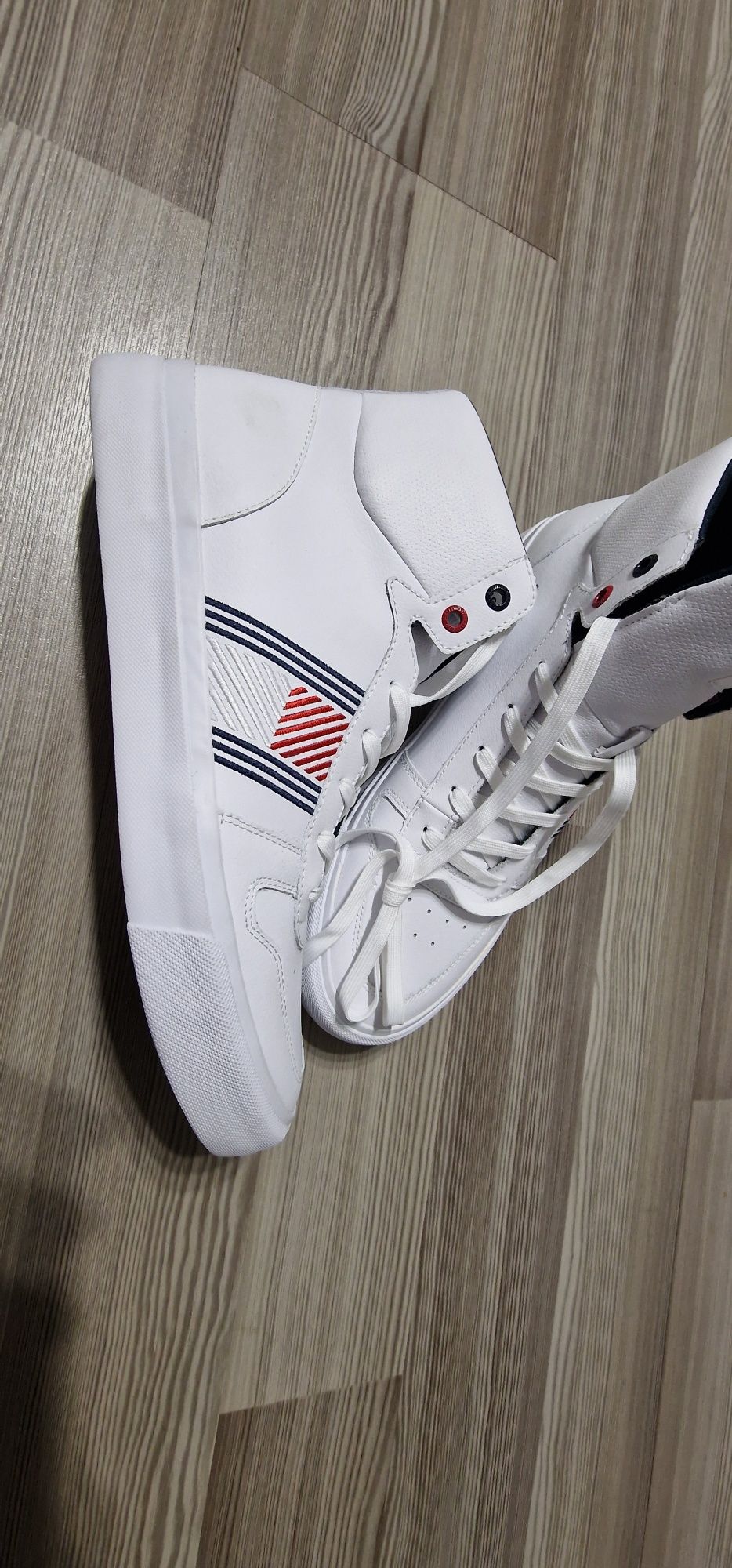 Adidasi/bascheti Tommy Hilfiger