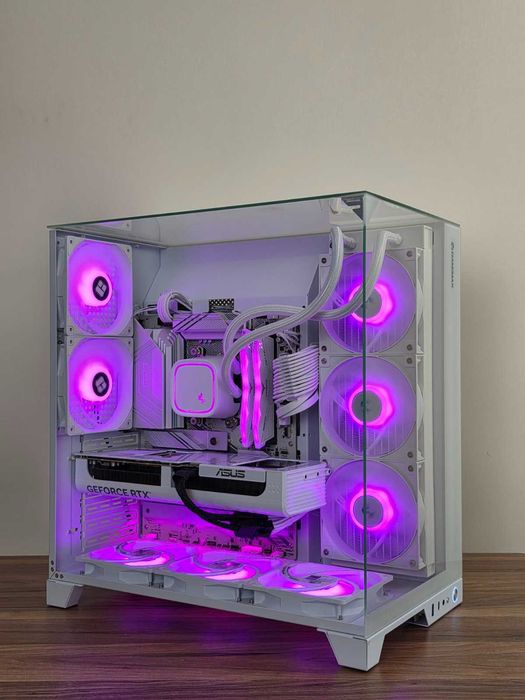 Нов / RTX 5070 / Ryzen 7 7800X3D / 32GB RAM / 1TB NVMe/ Геймърски
