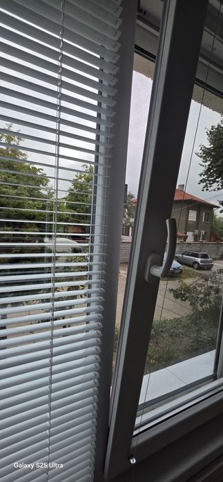 Продавам дограма пет камерна