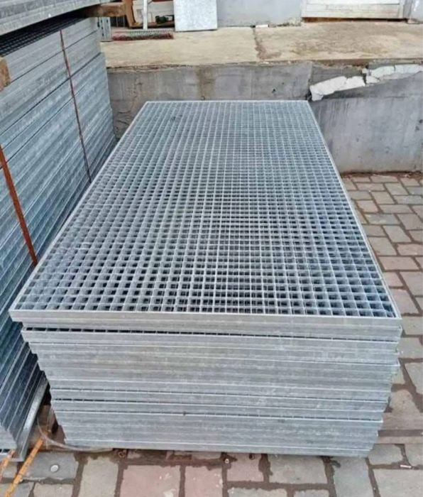 Vand gratare zincate