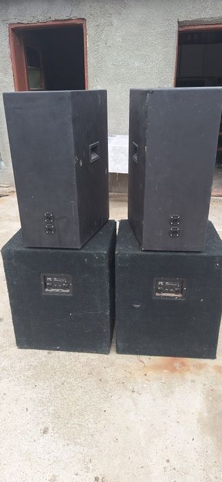 Set boxe pasive 15" 2x300w RMS 8ohm + bass 18" 2x500w RMS 8ohm