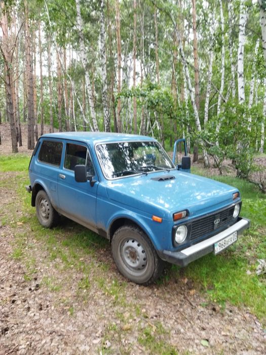 Автомашина нива  продам