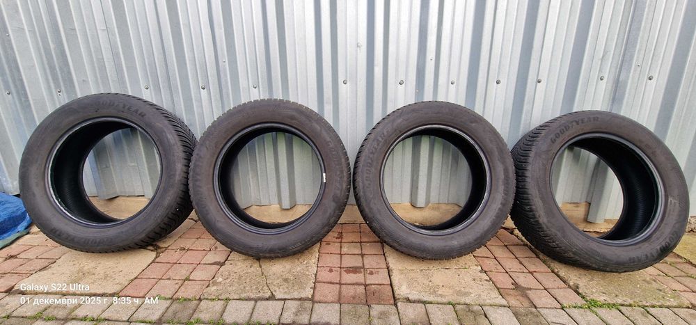 4 всесезонни гуми 215/60/17 Good Year