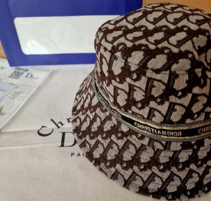 Palarii unisex, model universal,saculet,