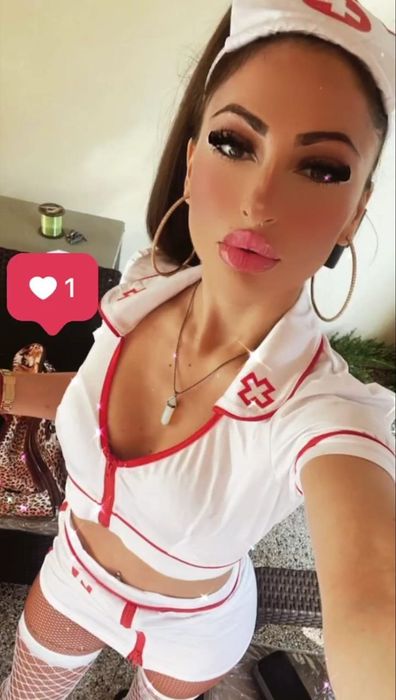 Dansatoare evenimente majorat botez nunta